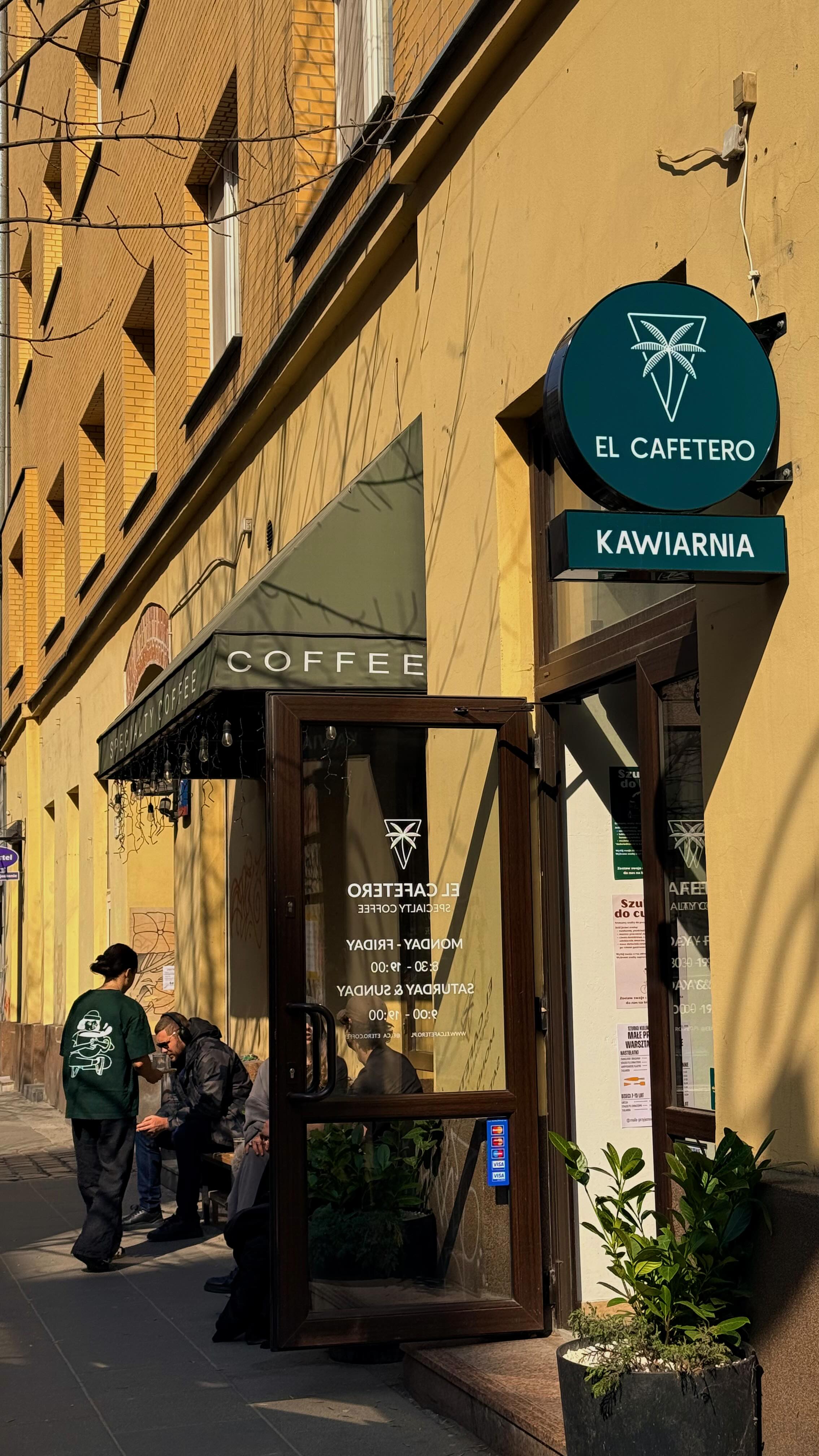 Where every cup comes with a story
and every smile is real.🥰

📍 Emilii Plater 8 
📍 Marszałkowska 27/35

#kawiarniawarszawa #favspot #warszawa #coffeelovers #matchalovers