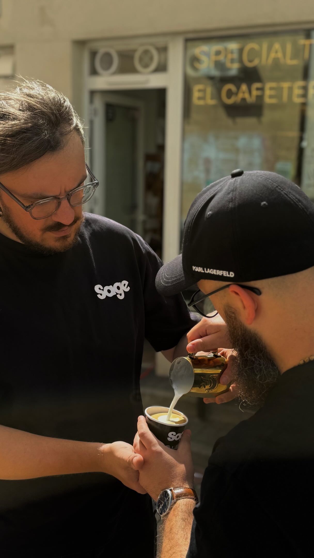 Sage × specialty coffee☕️👌🏼
One impressive machine. Countless perfect cups.

📍 Emilii Plater 8 
📍 Marszałkowska 27/35

#specialtycoffee #kawiarnia #event #sage #warsawcoffee