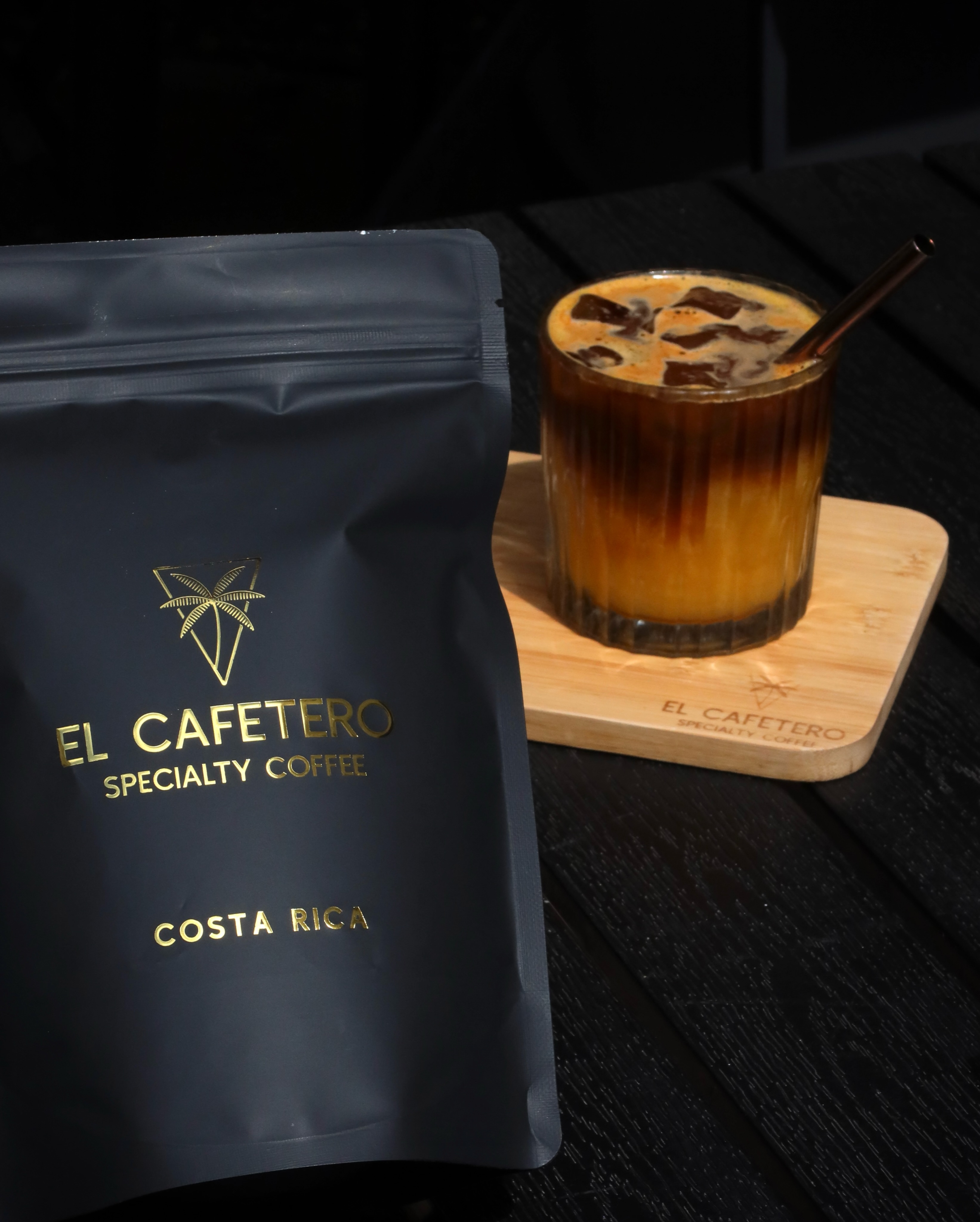 Słońce, świeżo wyciskana pomarańcza i Costa Rica Jaguar. ☀️🍊

Nasz Orange Espresso to idealne połączenie soczystej świeżości i owocowego espresso z nutami rodzynek, moreli oraz brązowego cukru.

Orzeźwiający, zaskakujący i stworzony na takie dni jak dziś.

—

Sunshine, freshly squeezed orange juice, and Costa Rica Jaguar. ☀️🍊

Our orange espresso combines bright citrus freshness with a fruity espresso full of raisin, apricot, and brown sugar notes.

Refreshing, unexpected, and made for days like this.

📍 Emilii Plater 8 
📍 Marszałkowska 27/35

#coffeebeans #specialtycoffee #costaricacoffee #bumble #kawiarnia
